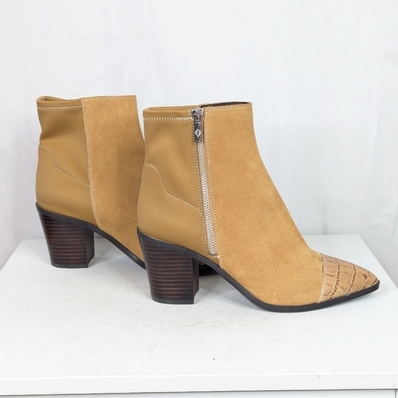 Donald Pliner Waldon Leather Snakeskin Pointed Ankle Booties - Picture 2 of 7